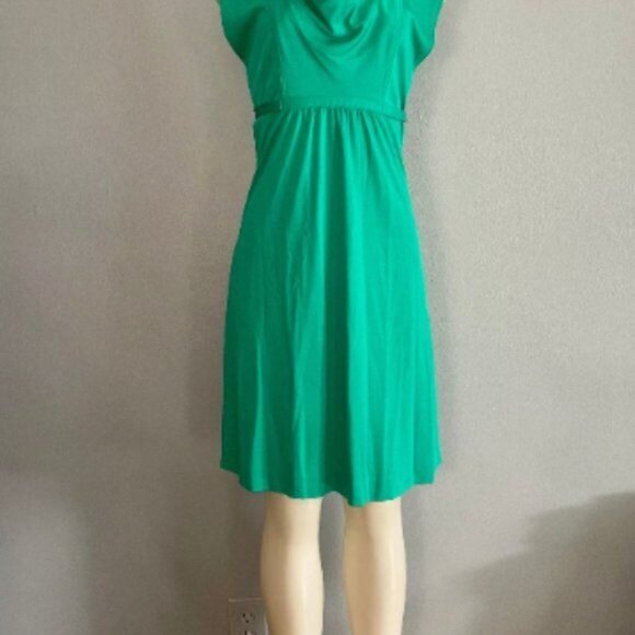 Vintage 70s Summer dress With attached belt in green size S short sleeves. - Picture 3 of 10